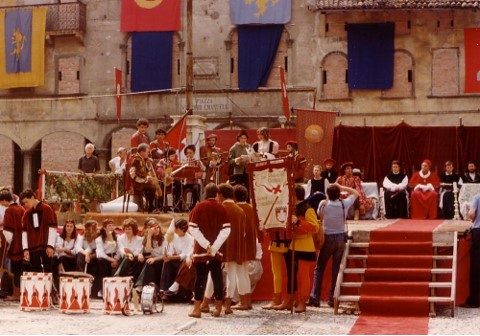 Musici degli sbandieratori di Gubbio 1980