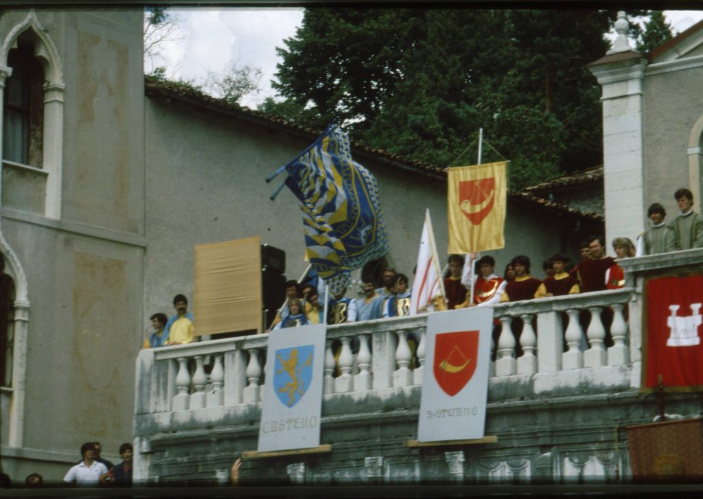 Quartieri Castello e Santo Stefano 1982