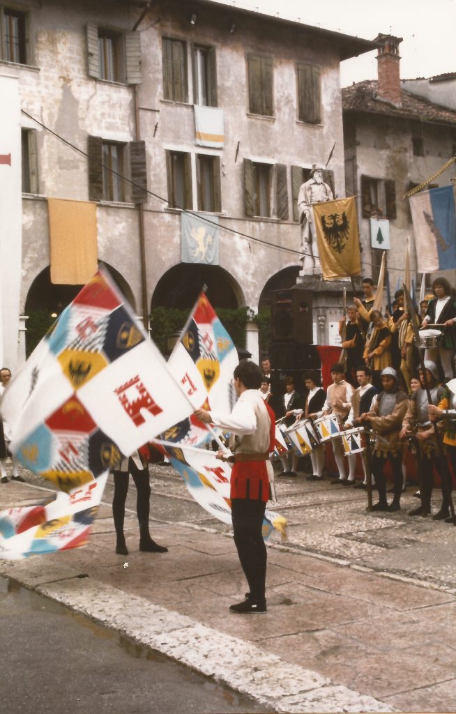 Spettacolo Gruppo Sbandieratori Città di Feltre 1988