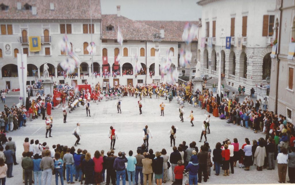 Rassegna veneta degli sbandieratori 1990