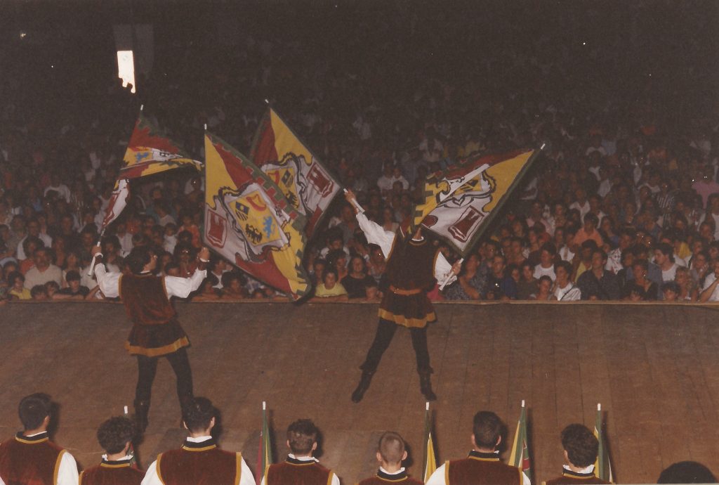 Spettacolo Gruppo Sbandieratori Città di Feltre - 1994