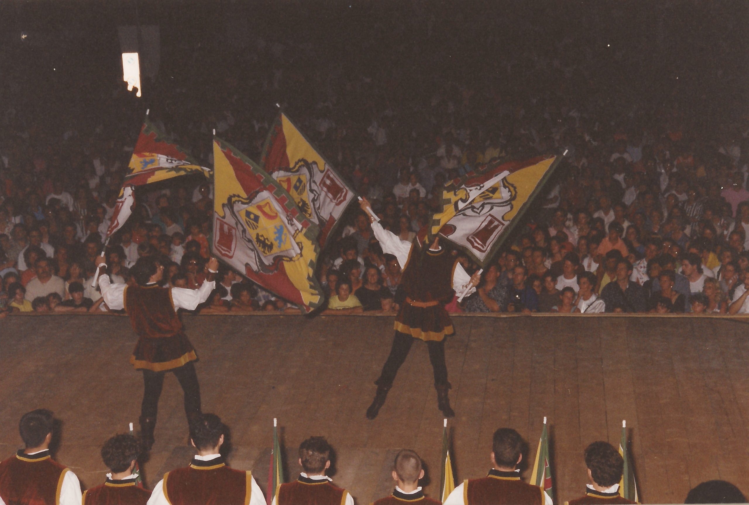 Spettacolo Gruppo Sbandieratori Città di Feltre – 1994